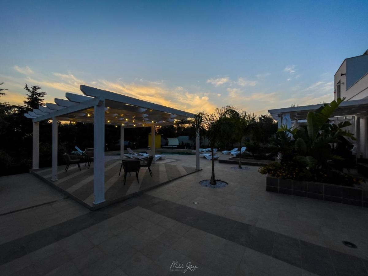 Relais Belvedere Джовинаццо Экстерьер фото
